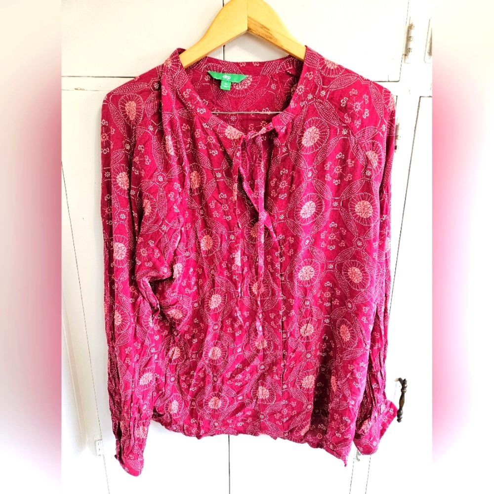 Dip Dark Pink Flowy blouse Size XL